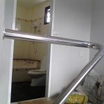 handrail left